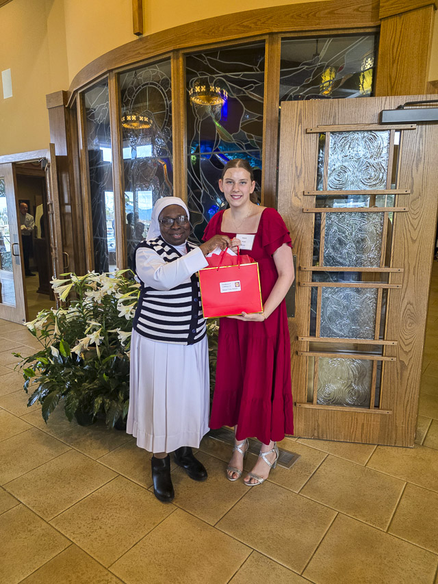 2026-StMary-Confirmation (26 of 28).jpg